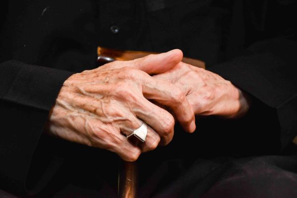 Complemento Solid&aacute;rio para Idosos aumenta 50 euros em 2027